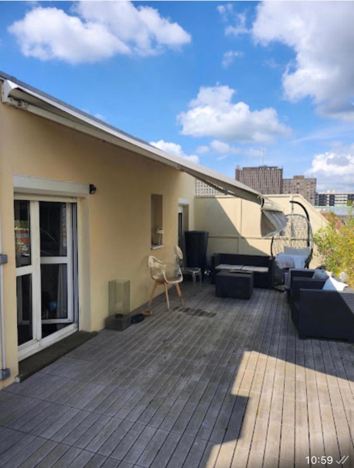 En Attique Proche Gare Halles Apartment Straßburg